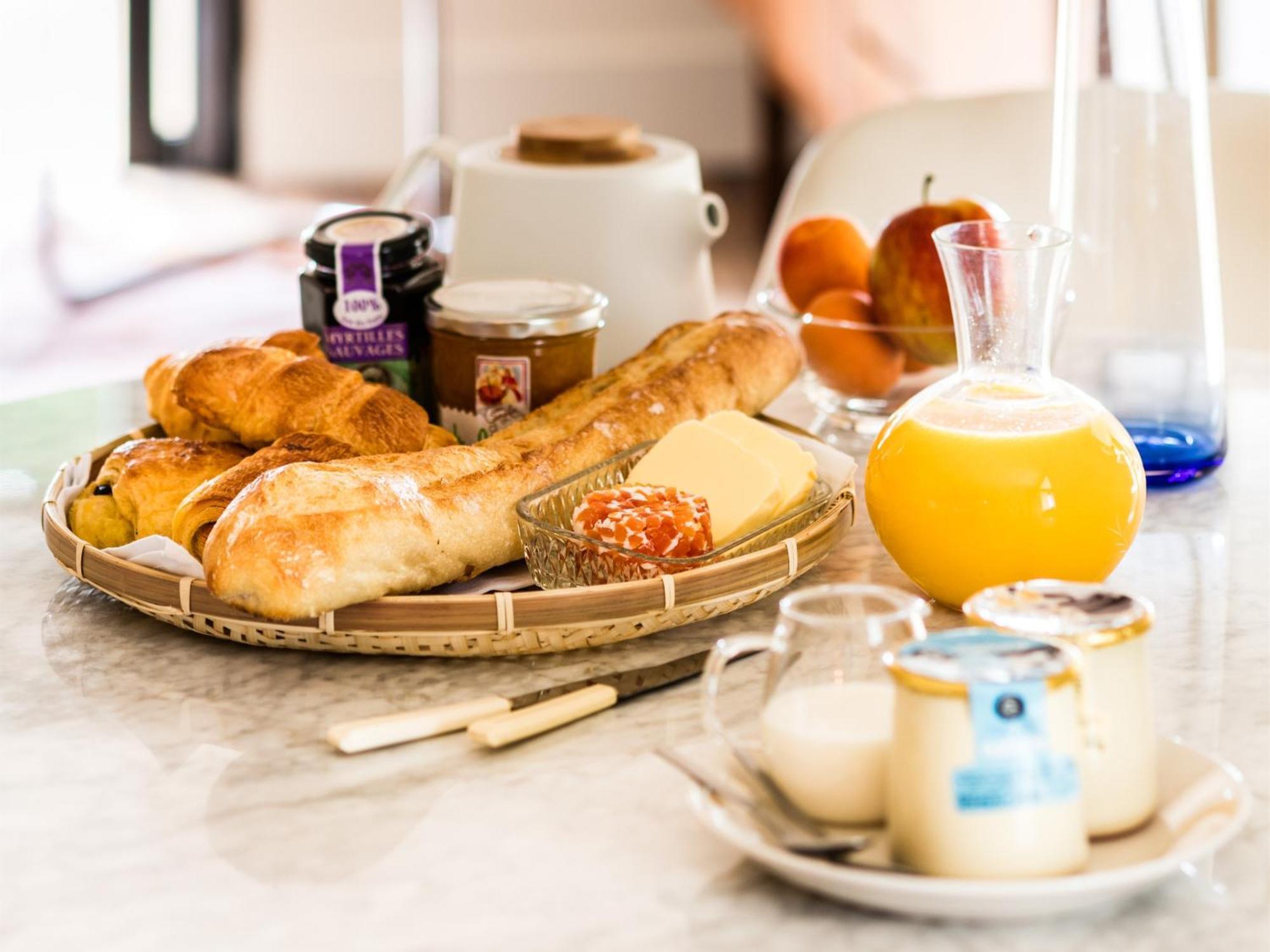 Chez Laurence Du Tilly - L'Annexe Colomby-Anguerny Ngoại thất bức ảnh